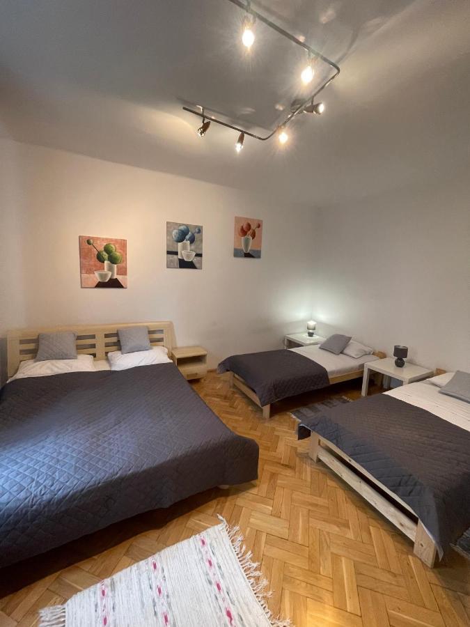 Apartamenty 650 Metrow Od Dworca แชมิตช์ ภายนอก รูปภาพ